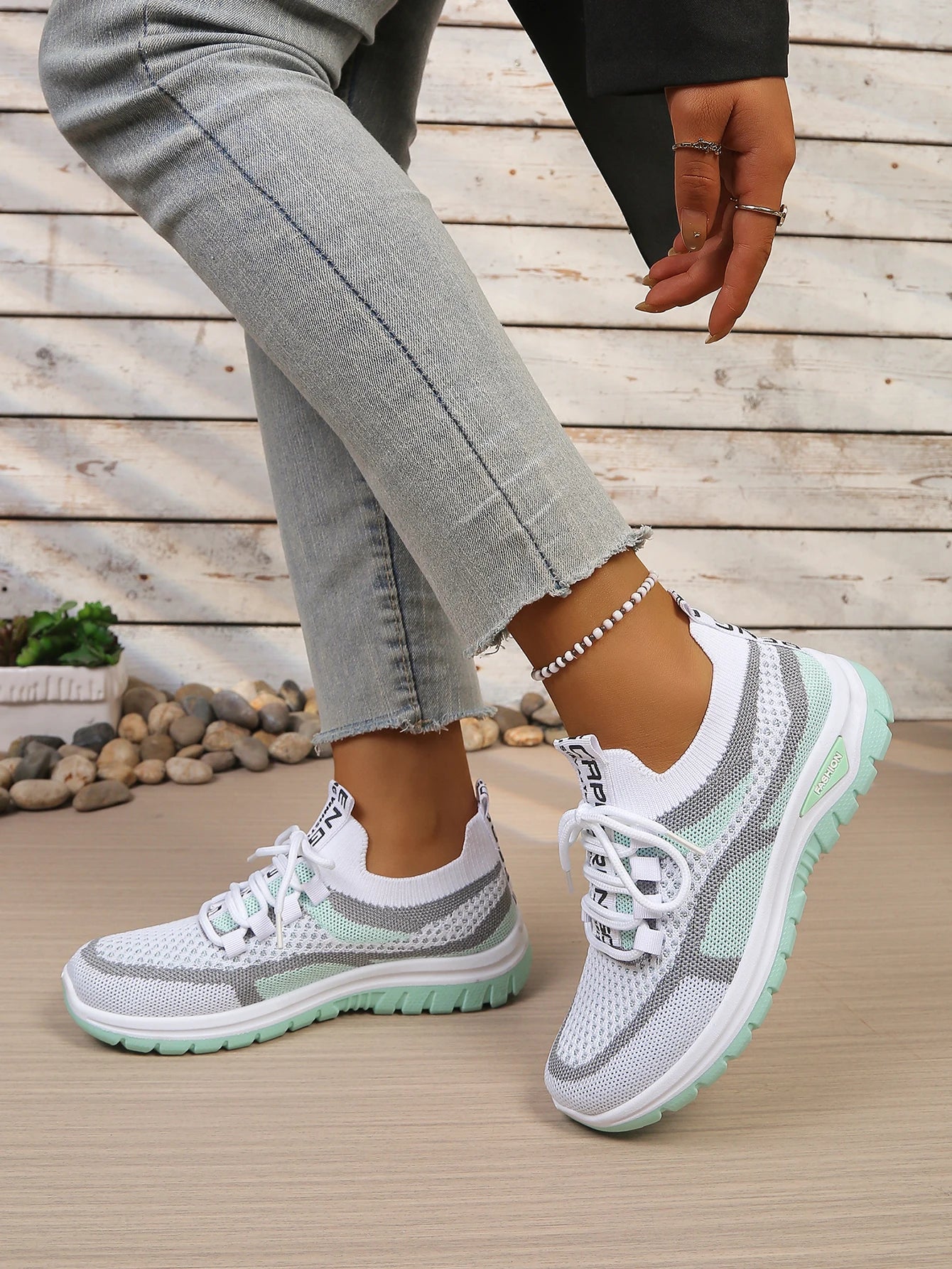 New women's vulcanized shoes, women's casual shoes, lightweight and breathable mesh shoes, free shipping shoes